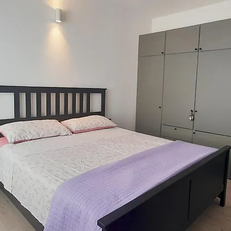 Poseidon 2 Διαμέρισμα *