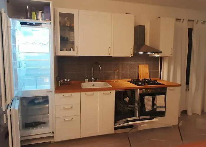 Poseidon 2 Apartman *